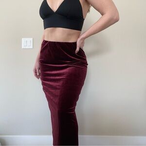 vtg Jaclyn Smith burgundy velvet skirt